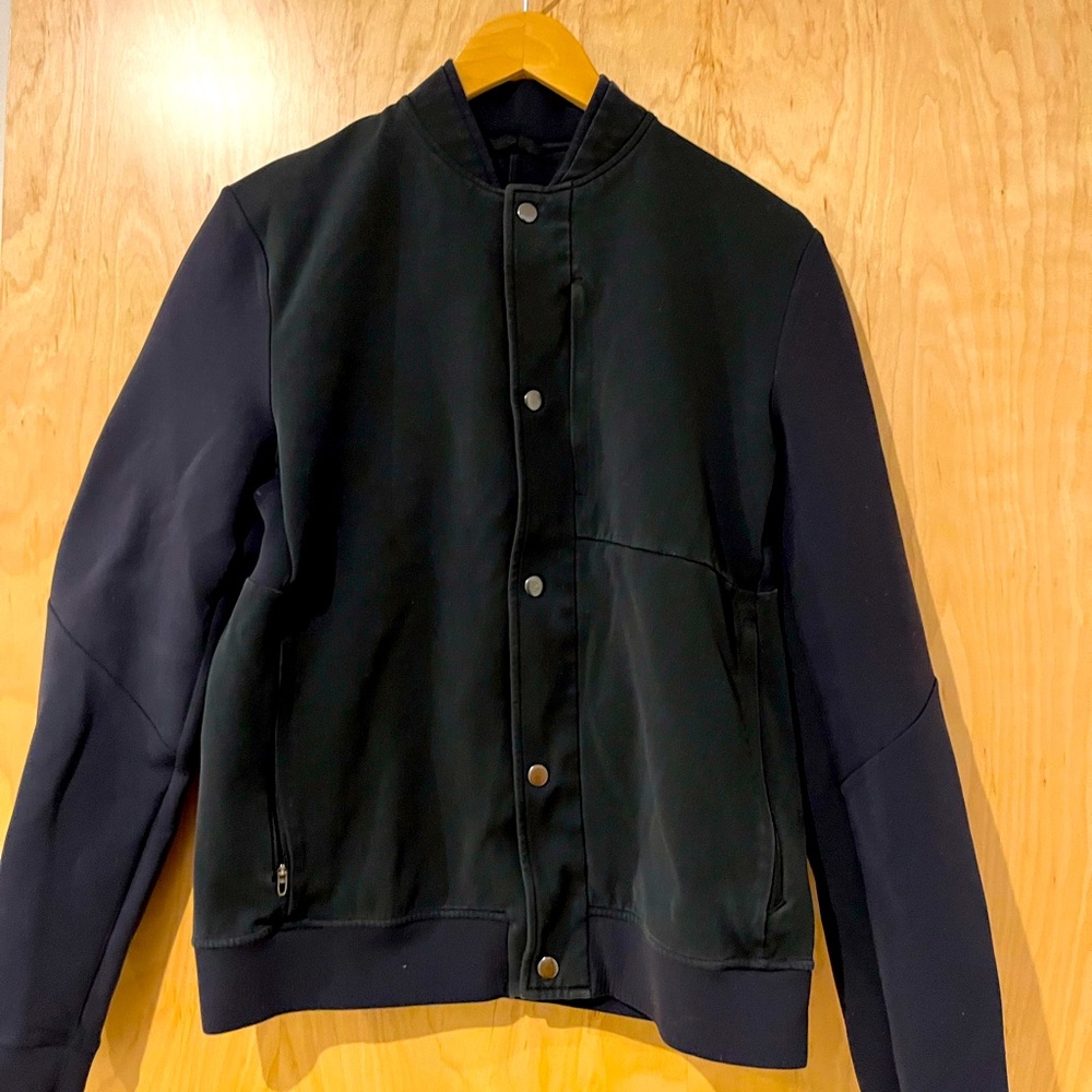 Lululemon Sojourn Bomber